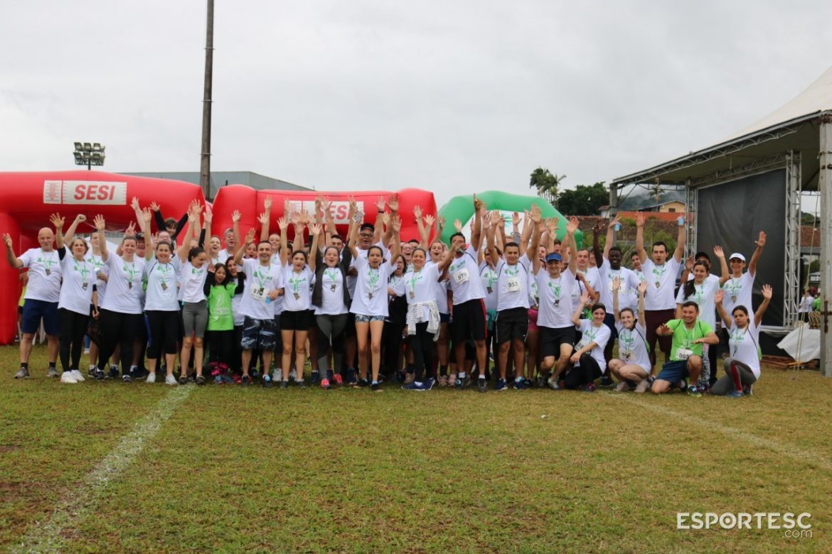 appel-leva-maior-numero-de-pessoas-a-corrida-do-bem-farmasesi-grupo-do-bay-fica-com-a-maior-assessoria