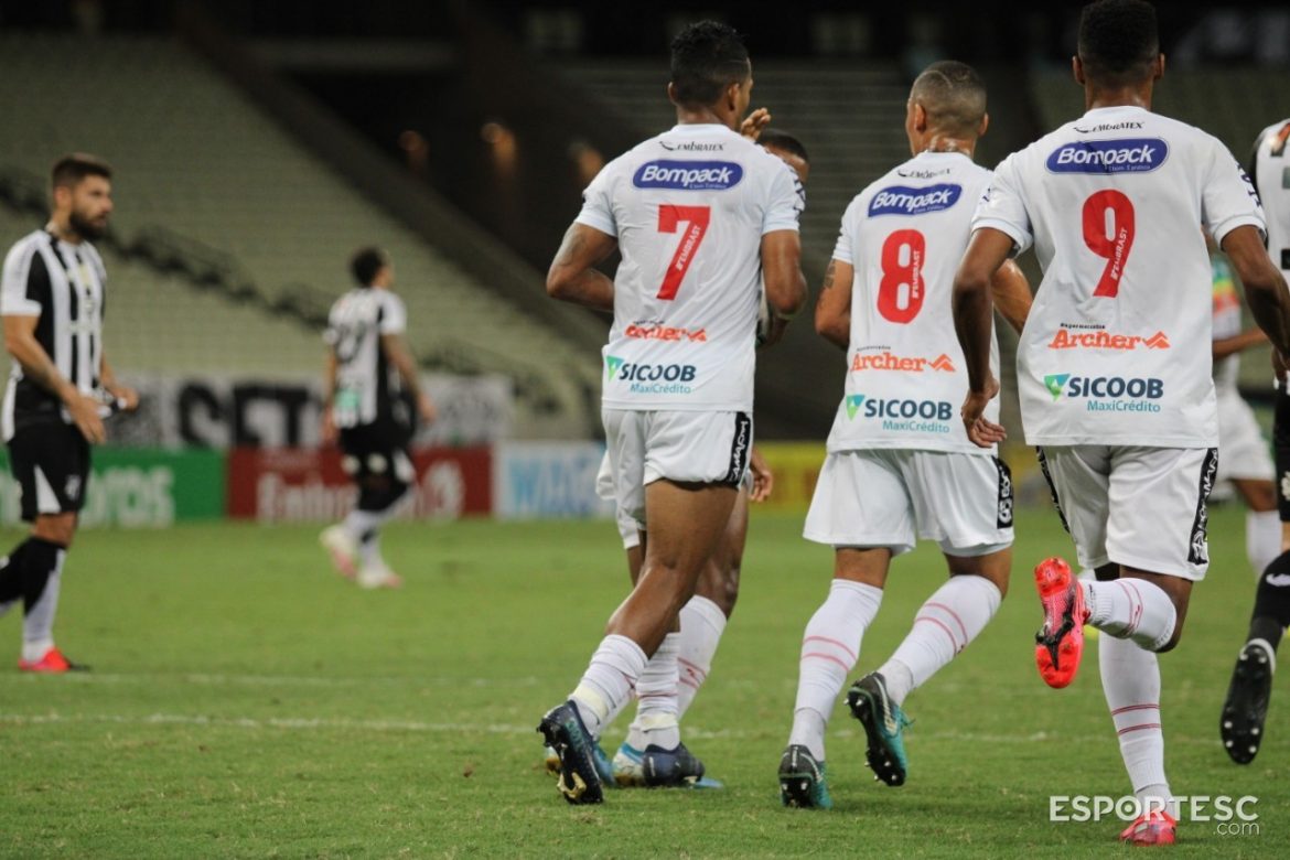 brusque-e-goleado-pelo-ceara-e-se-despede-da-copa-do-brasil-12