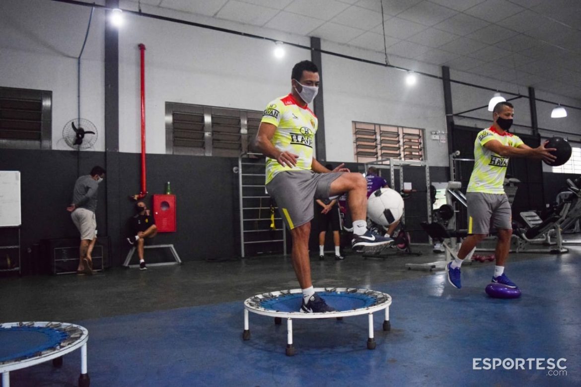 brusque-fc-se-prepara-para-a-volta-aos-gramados-pelas-quartas-de-finais-do-catarinense