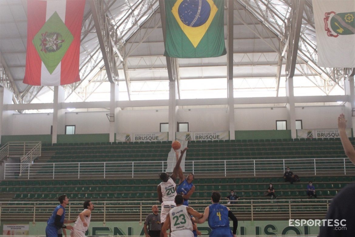 brusque-perde-para-blackstar-e-fica-fora-da-final-do-campeonato-catarinense-de-basquetebol-adulto