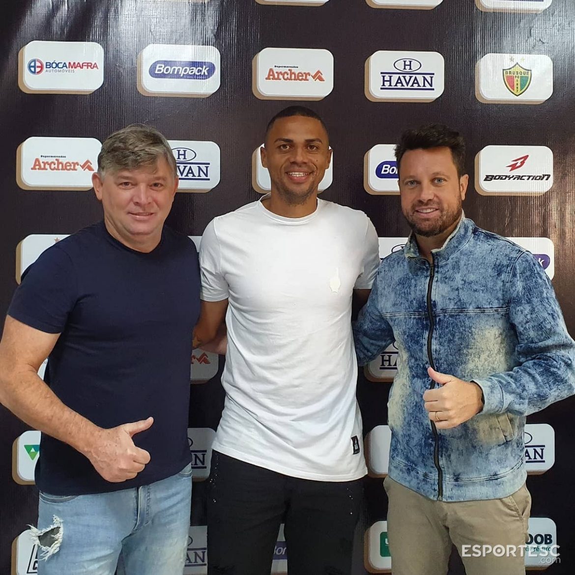 brusque-renova-com-cleyton-ate-maio-de-2021