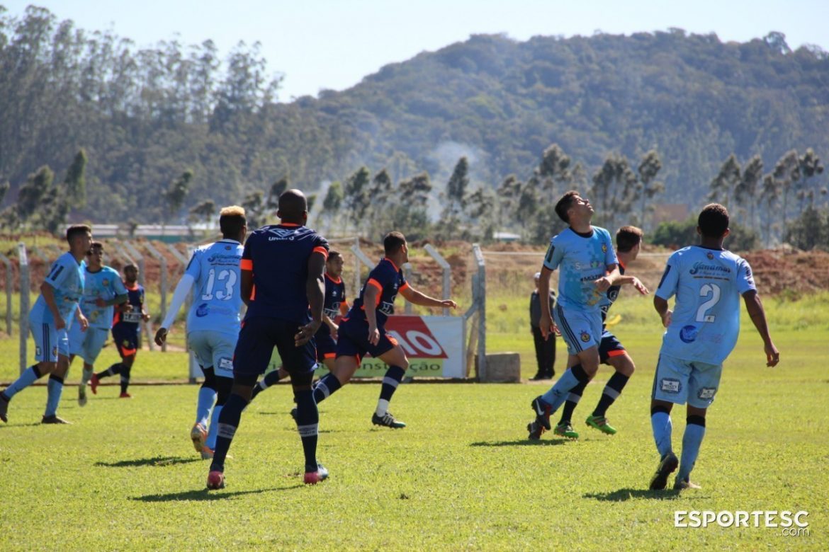 brusque-tem-jogos-treinos-contra-curitibanos-nesta-quarta-e-blumenau-no-sabado