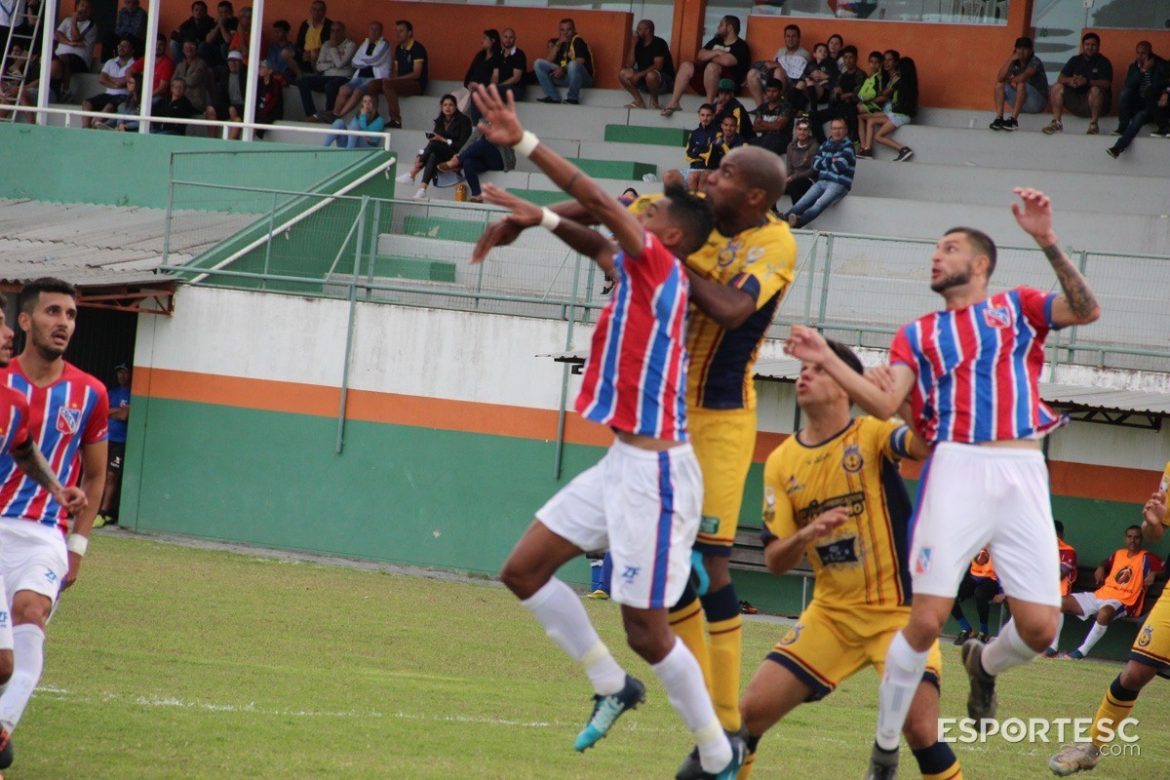 carlos-renaux-e-valente-domina-itajai-leva-jogo-para-a-prorrogacao-mas-da-adeus-ao-sonho-do-acesso