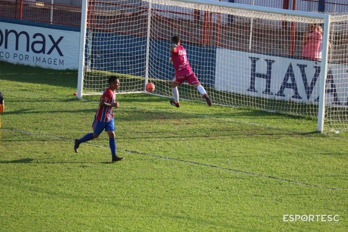 carlos-renaux-empata-com-itajai-com-gol-nos-acrescimos-e-fica-perto-da-vaga-as-semis-da-serie-c