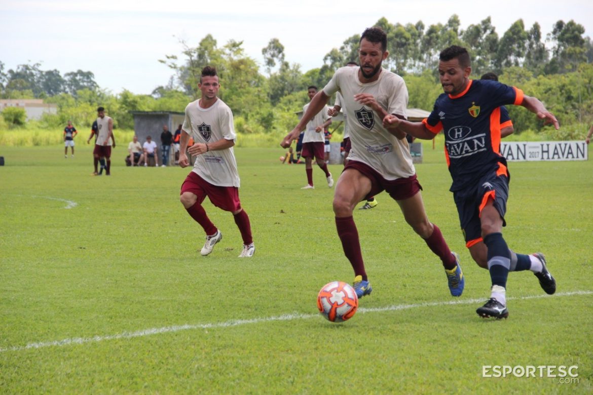 em-jogo-treino-brusque-futebol-clube-goleia-fluminense-por-5-a-1
