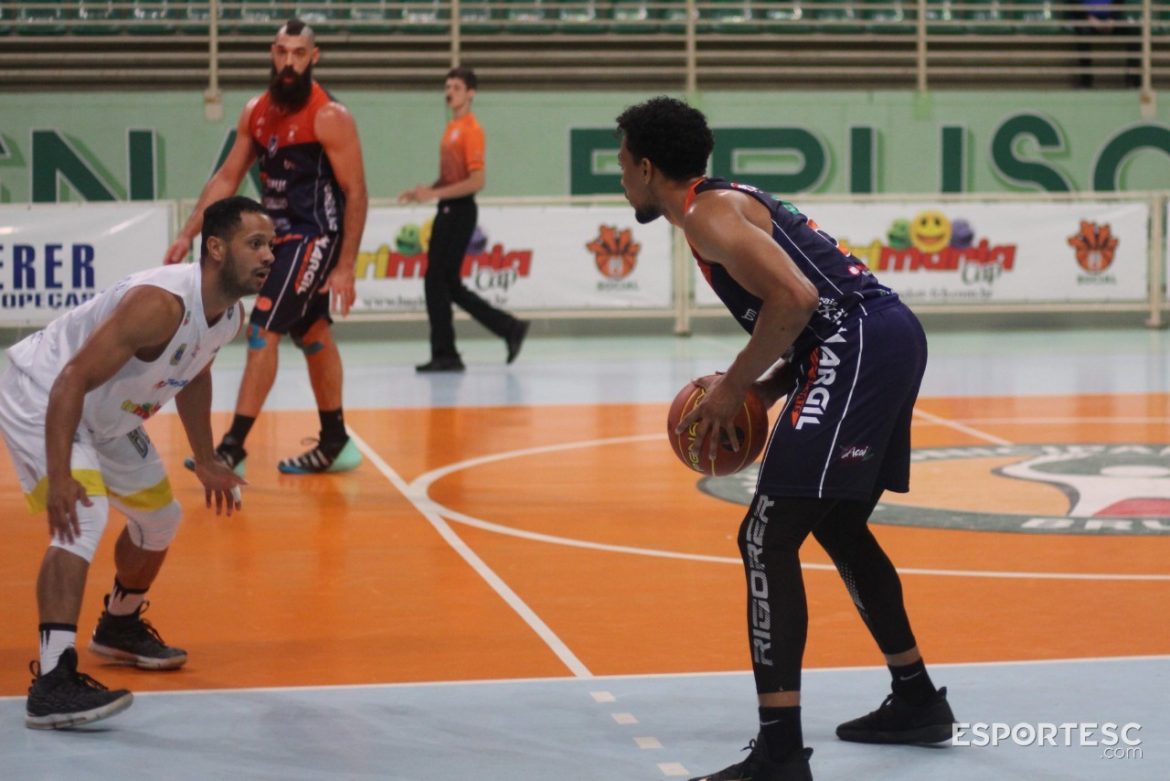 finalistas-do-estadual-adulto-masculino-serao-definidos-nesse-sabado-7