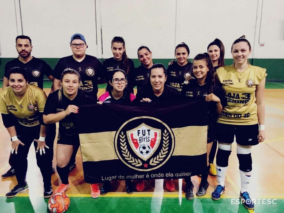fut-girls-estreia-com-goleada-e-mwfc-e-nova-era-vencem-mais-uma-no-municipal-de-futsal-feminino-de-brusque