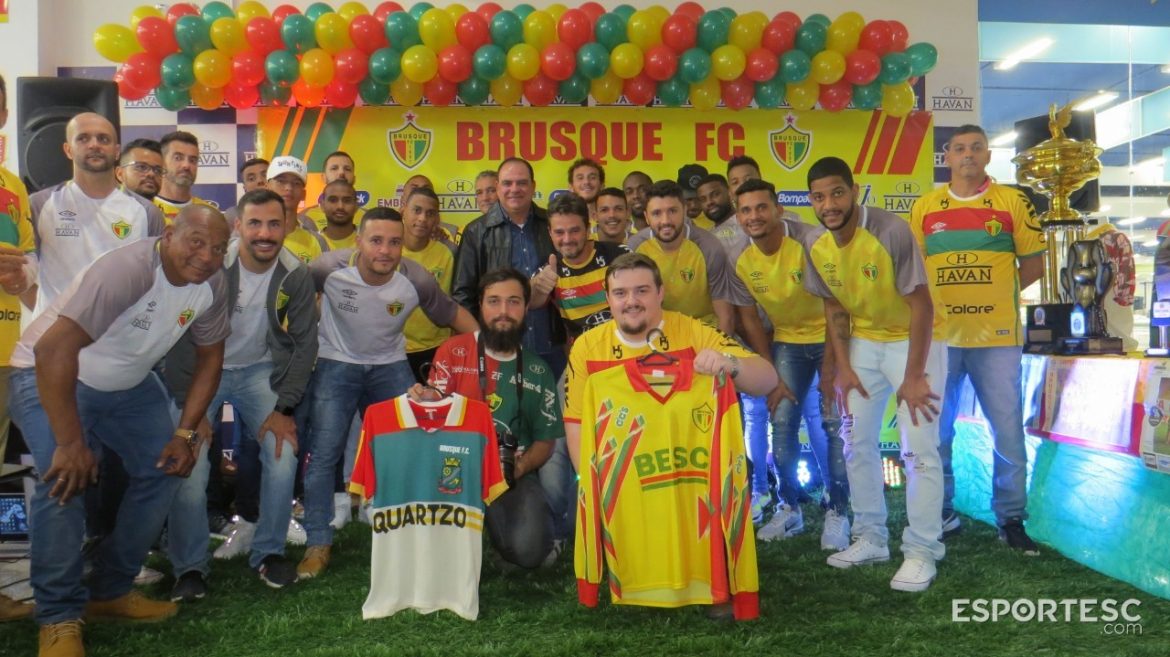 no-clima-da-decisao-veja-galeria-de-fotos-do-midia-day-evento-organizado-pelo-brusque-fc-as-vesperas-da-partida-que-vale-o-acesso-a-serie-c