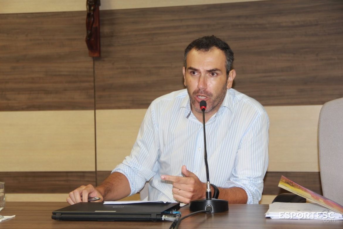 olavo-larangeira-telles-deixa-o-comando-da-fme
