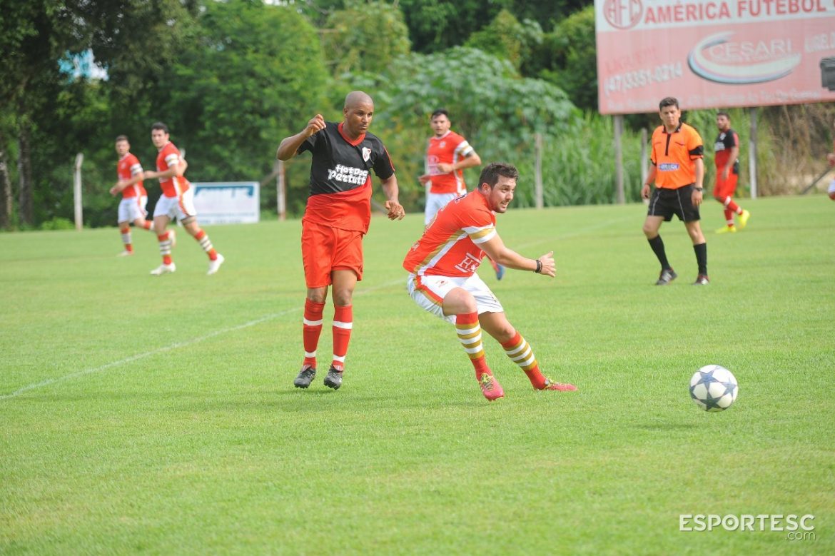 penultima-rodada-do-campeonato-de-futebol-amador-de-brusque-define-classificacao-antecipada-de-cinco-times