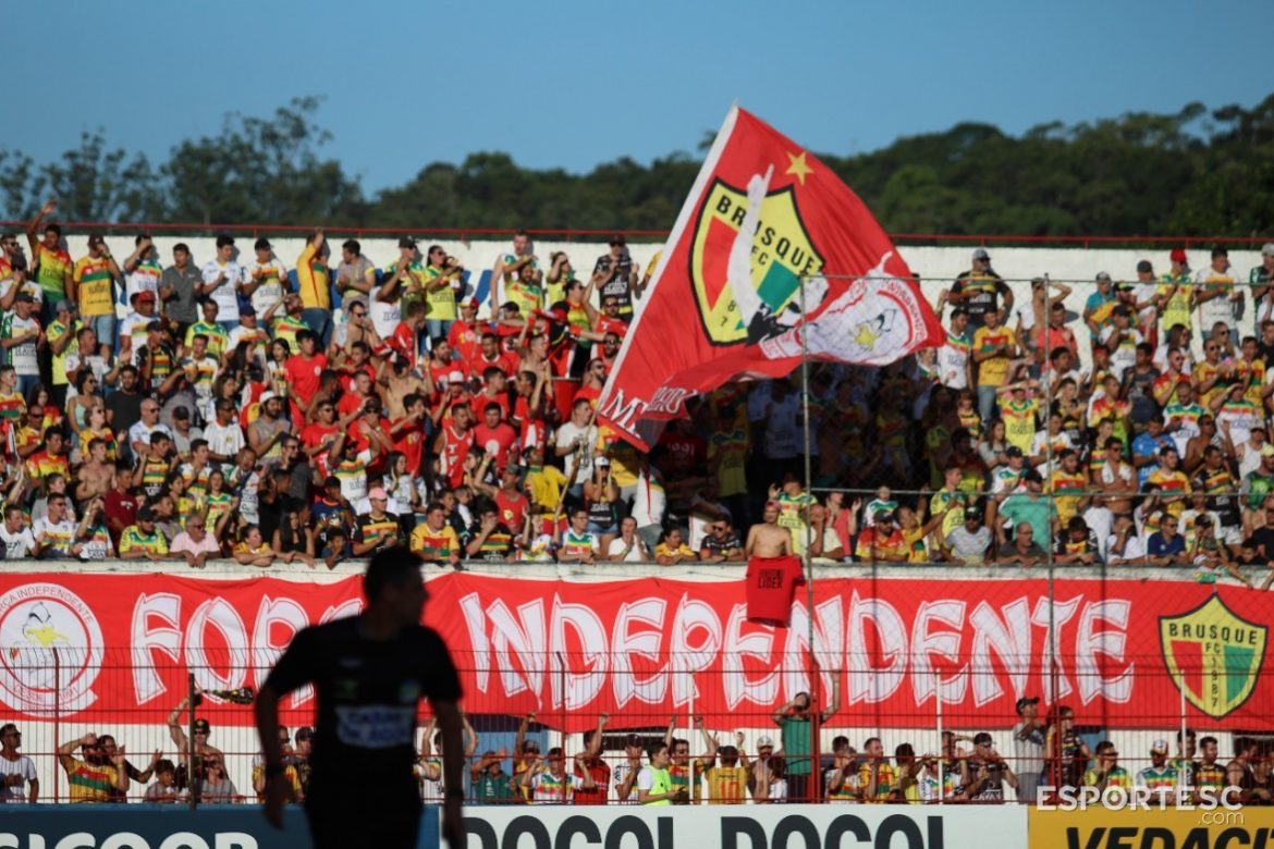 torcida-do-brusque-ja-sabe-quando-voltara-a-ver-o-time-nos-campeonatos-nacionais