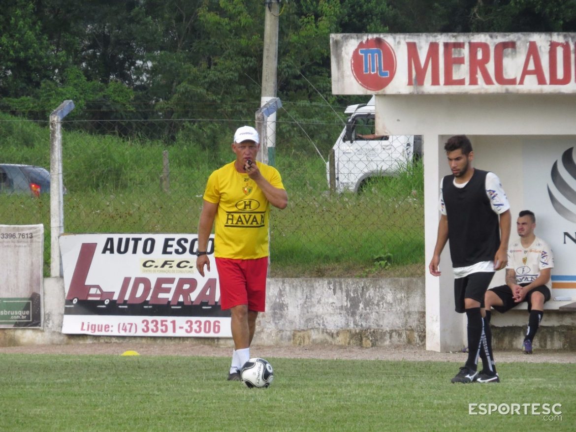 treinador-avalia-como-positivo-primeiro-teste-do-brusque-fc