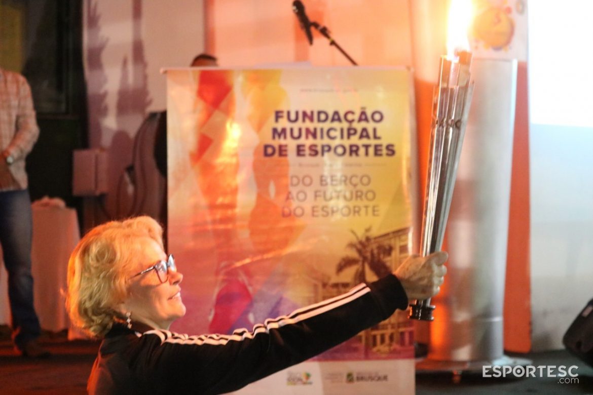 veja-a-galeria-de-fotos-da-abertura-da-26-edicao-dos-jogos-abertos-comunitarios-de-brusque