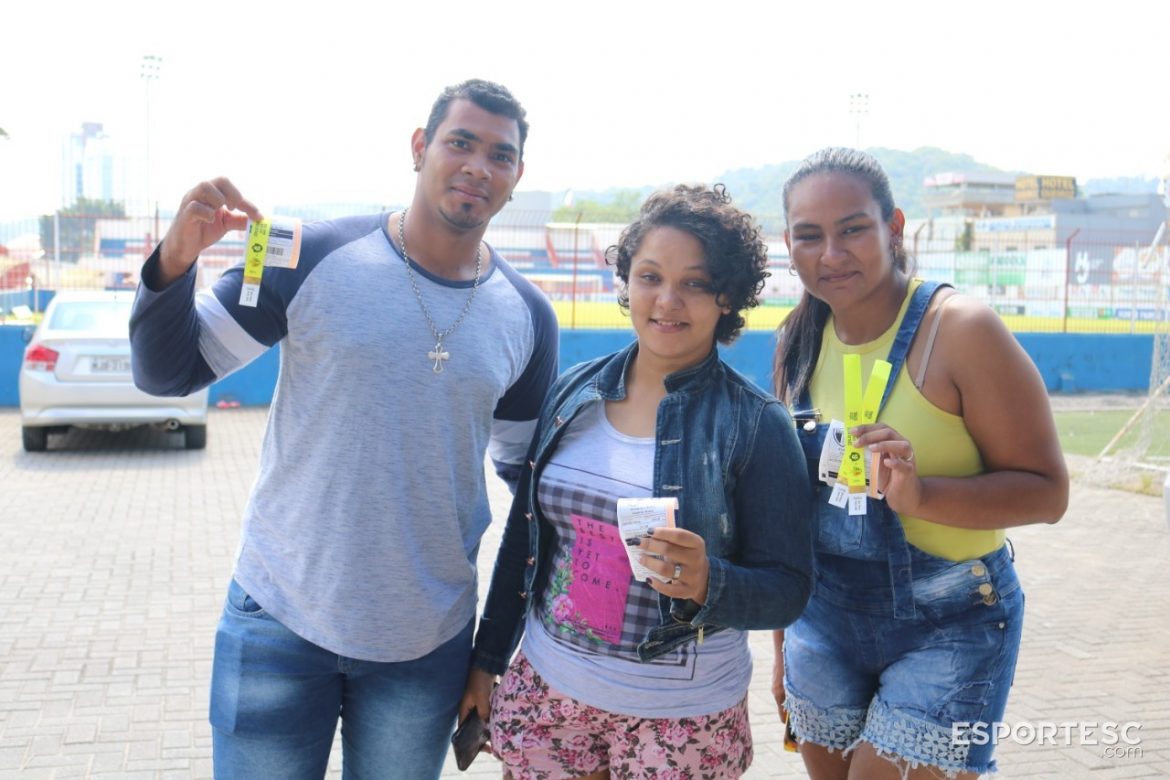 visitantes-mas-nem-tanto-torcedores-do-remo-radicados-na-regiao-tambem-mostram-otimismo-para-duelo-dessa-noite