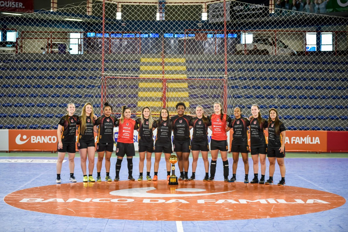 Seleção portuguesa eleita melhor equipa de futsal do mundo em 2021