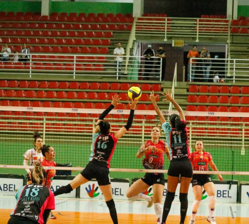 1ª edição dos Jogos de Vôlei Feminino