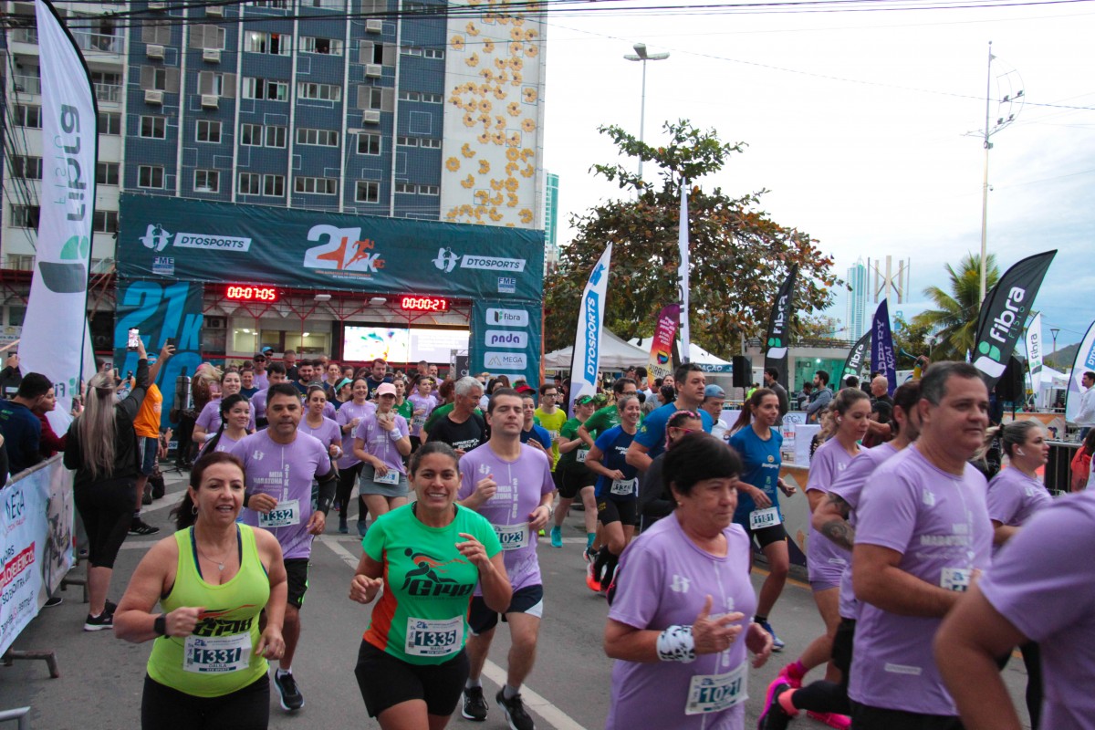 Estudantes do Campus Patrocínio participam de Maratona Regional de