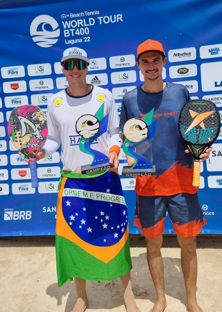 André Baran, número 1 do Brasil no Beach Tennis, é campeão por equipes e  vice individual no Rio