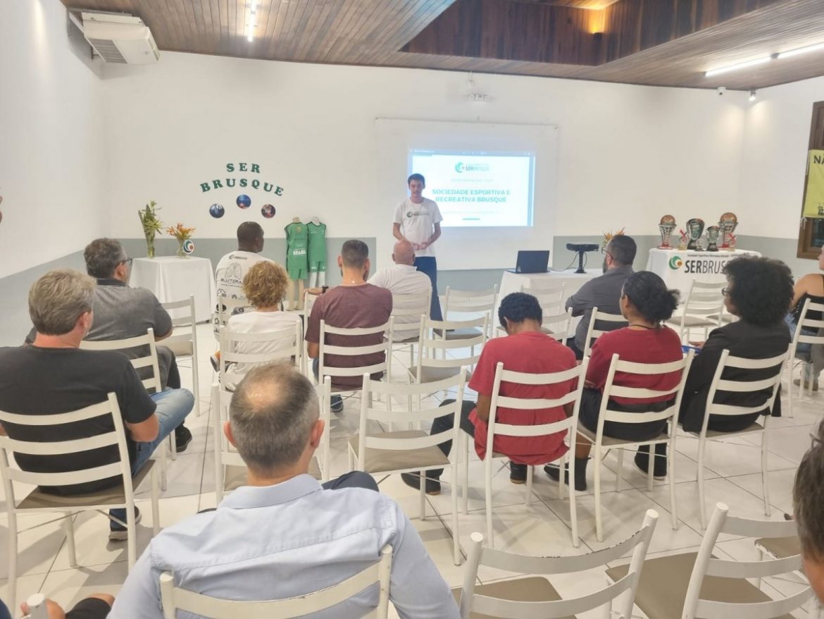 Apresentação Ser Brusque (4)