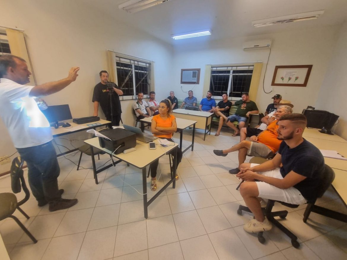 Reuniao Botuvera