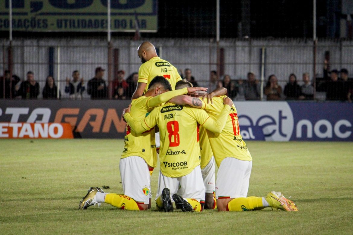 Bruque x Volta – 14.04 – 1