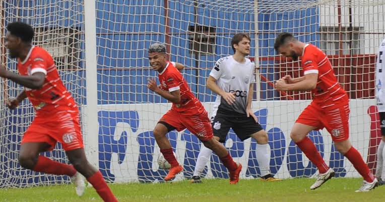 Jogos do Campeonato Municipal de Futebol são transmitidos ao vivo