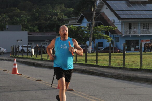 Atletismo M-F Revezamento – 09-04 (41)