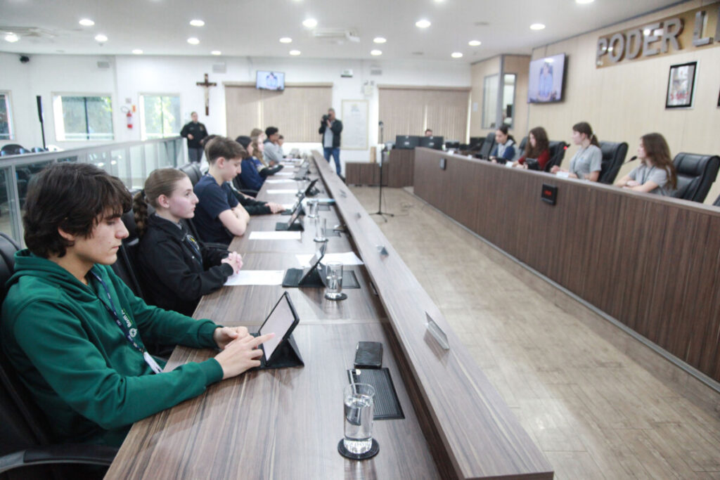 Câmara Mirim elege nova Mesa Diretora para o segundo semestre de 2026